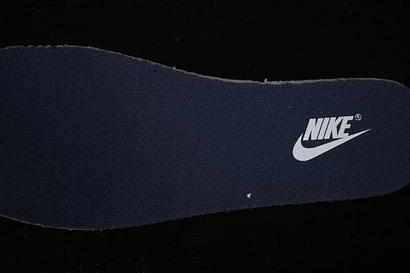 All categories Nk SB Dunk series Nk SB Dunk Low low-top sneakers Nike Dunk Low "Suede Georgetown" Georgetown low-top casual sneakers IB3079-400